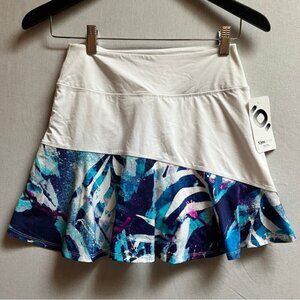 NWT Tonic tennis white/ colorful print skort skirt Sz XS